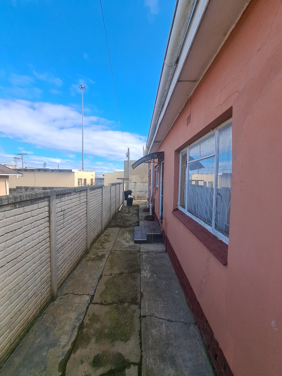 3 Bedroom Property for Sale in Mdantsane Nu 17 Eastern Cape